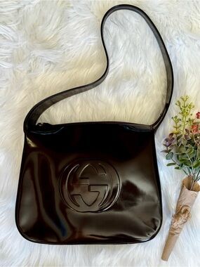 Gucci GG VTG Brown Wine Red Patent Leather Shoulder Bag Zip Closure 9x10x4
